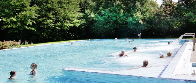 Ganzjahresfreibad 1
